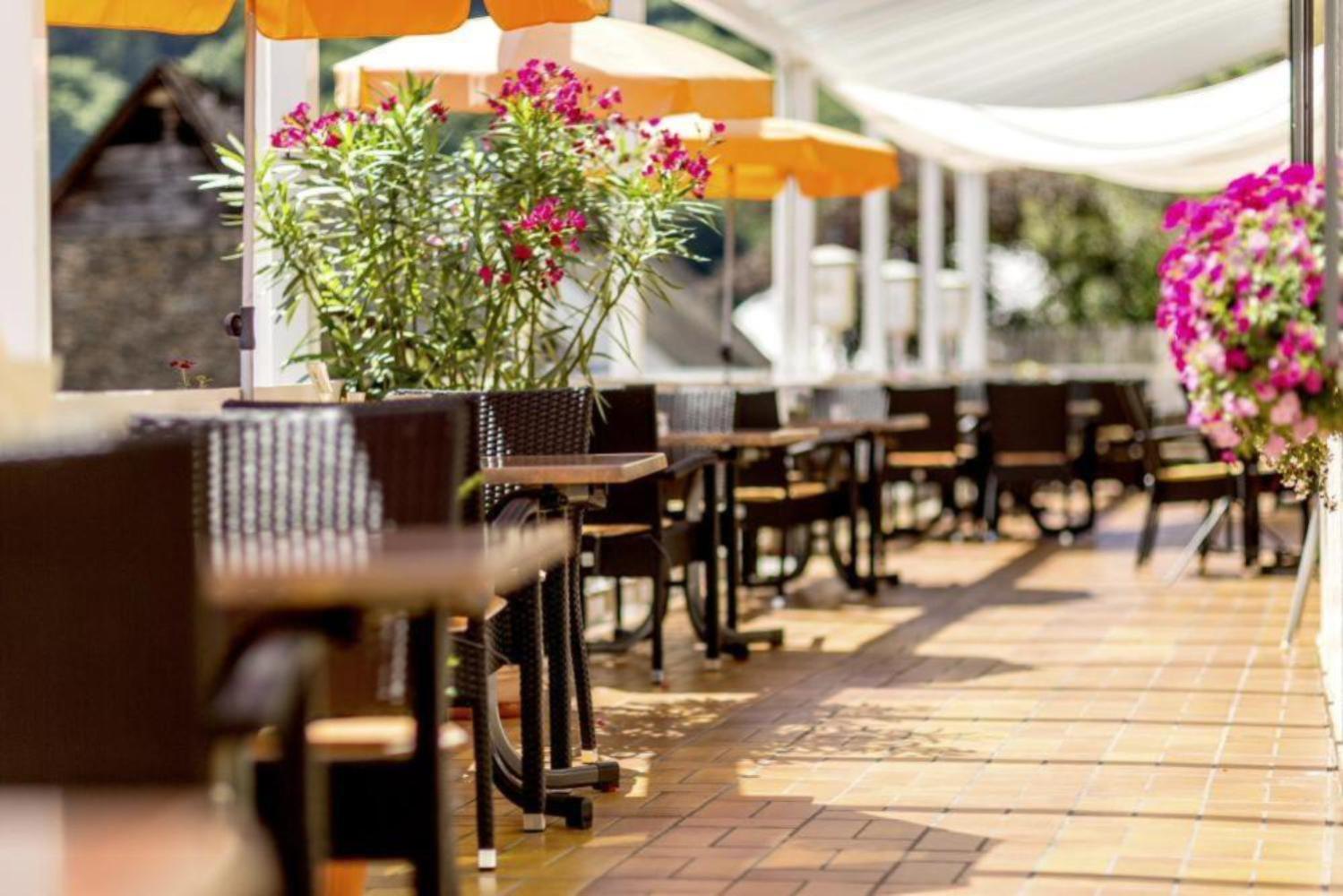 Minheim Hotel Zur Mosel מראה חיצוני תמונה