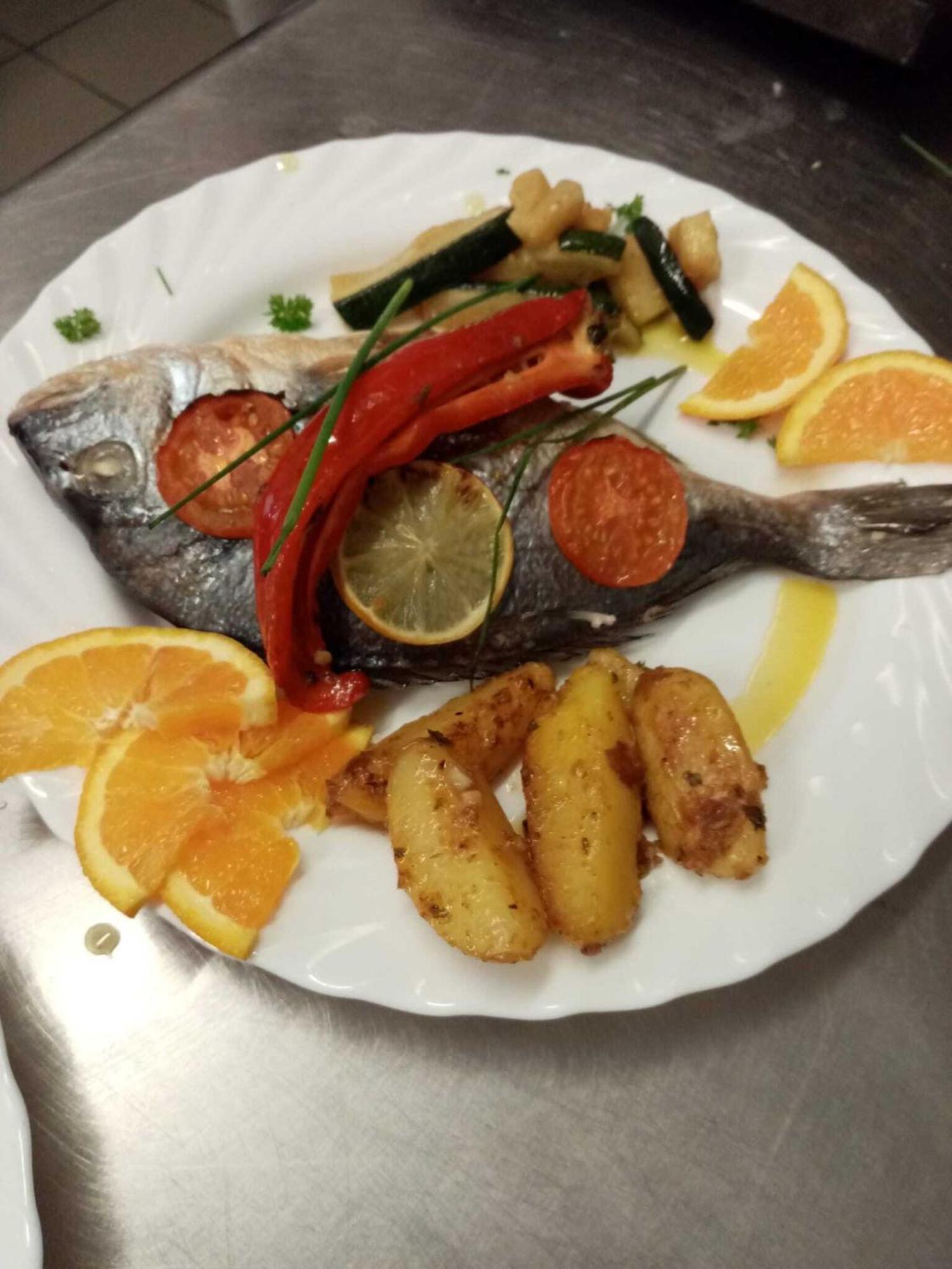 Minheim Hotel Zur Mosel מראה חיצוני תמונה