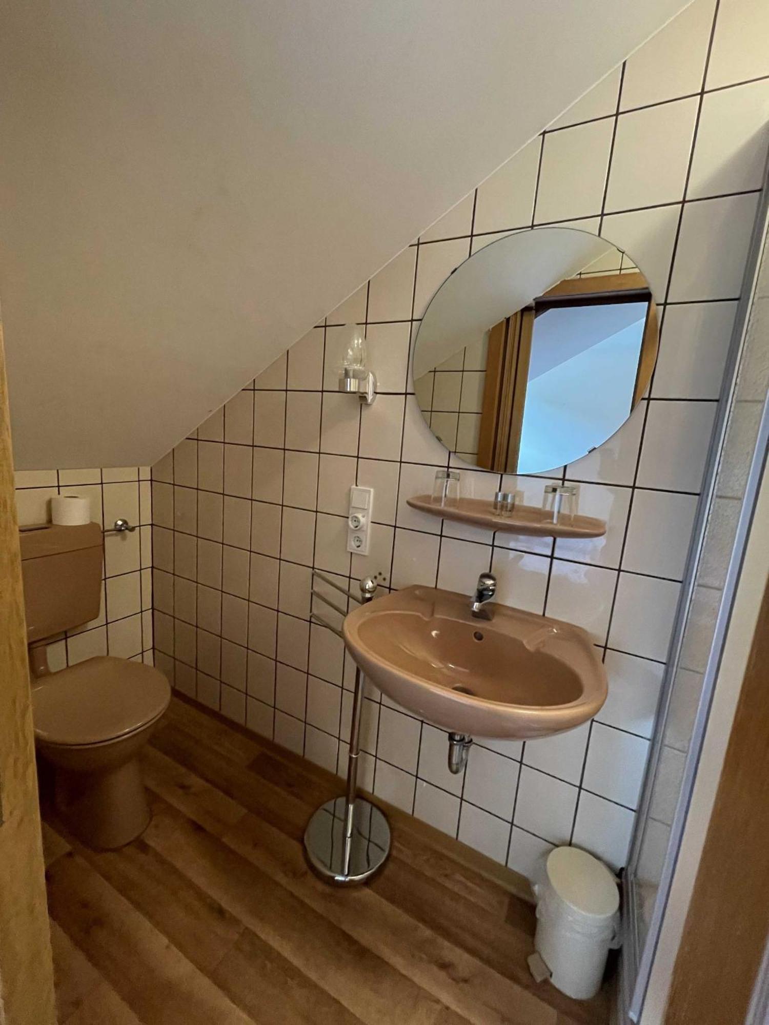 Minheim Hotel Zur Mosel מראה חיצוני תמונה