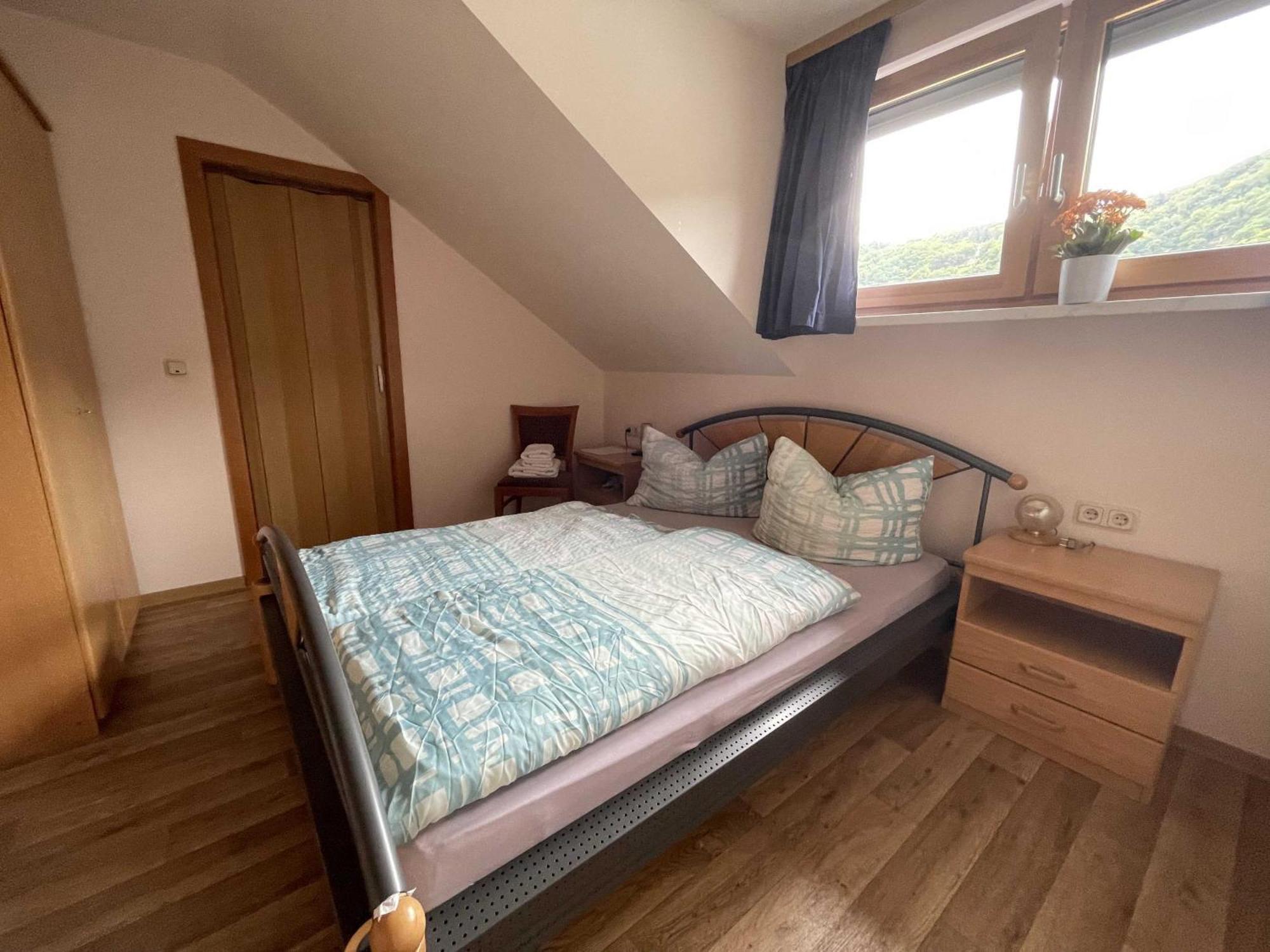 Minheim Hotel Zur Mosel מראה חיצוני תמונה
