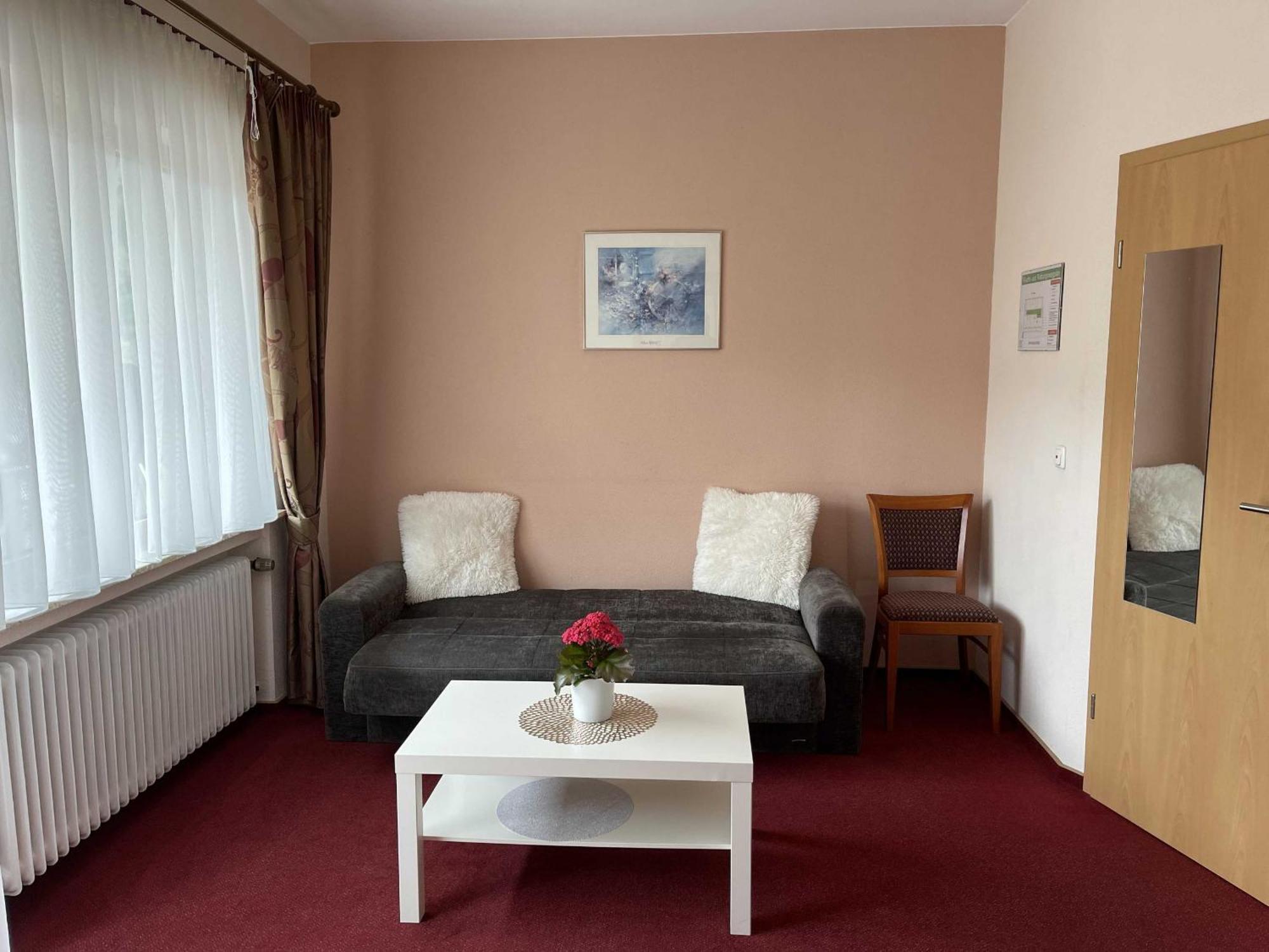 Minheim Hotel Zur Mosel מראה חיצוני תמונה