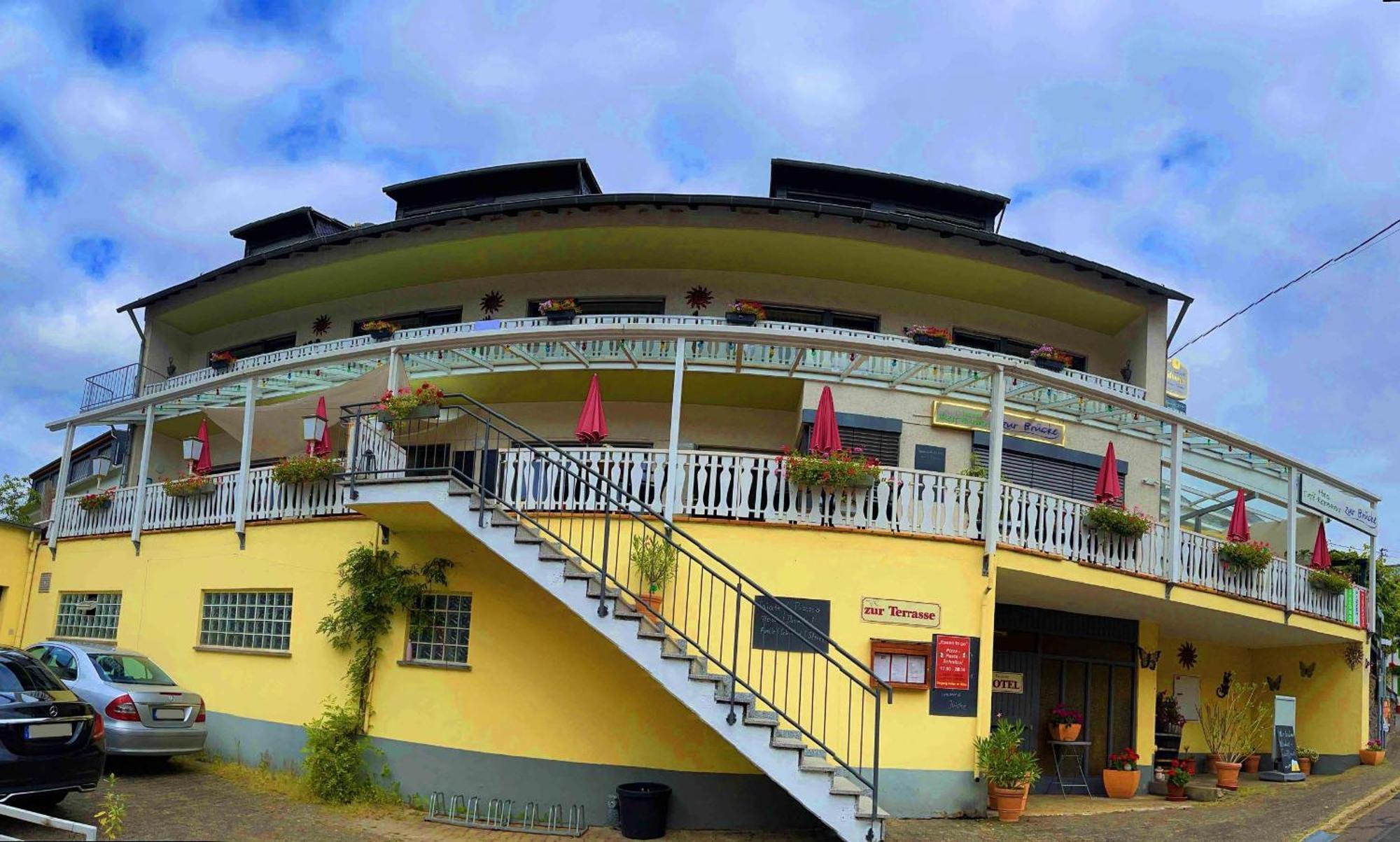 Minheim Hotel Zur Mosel מראה חיצוני תמונה
