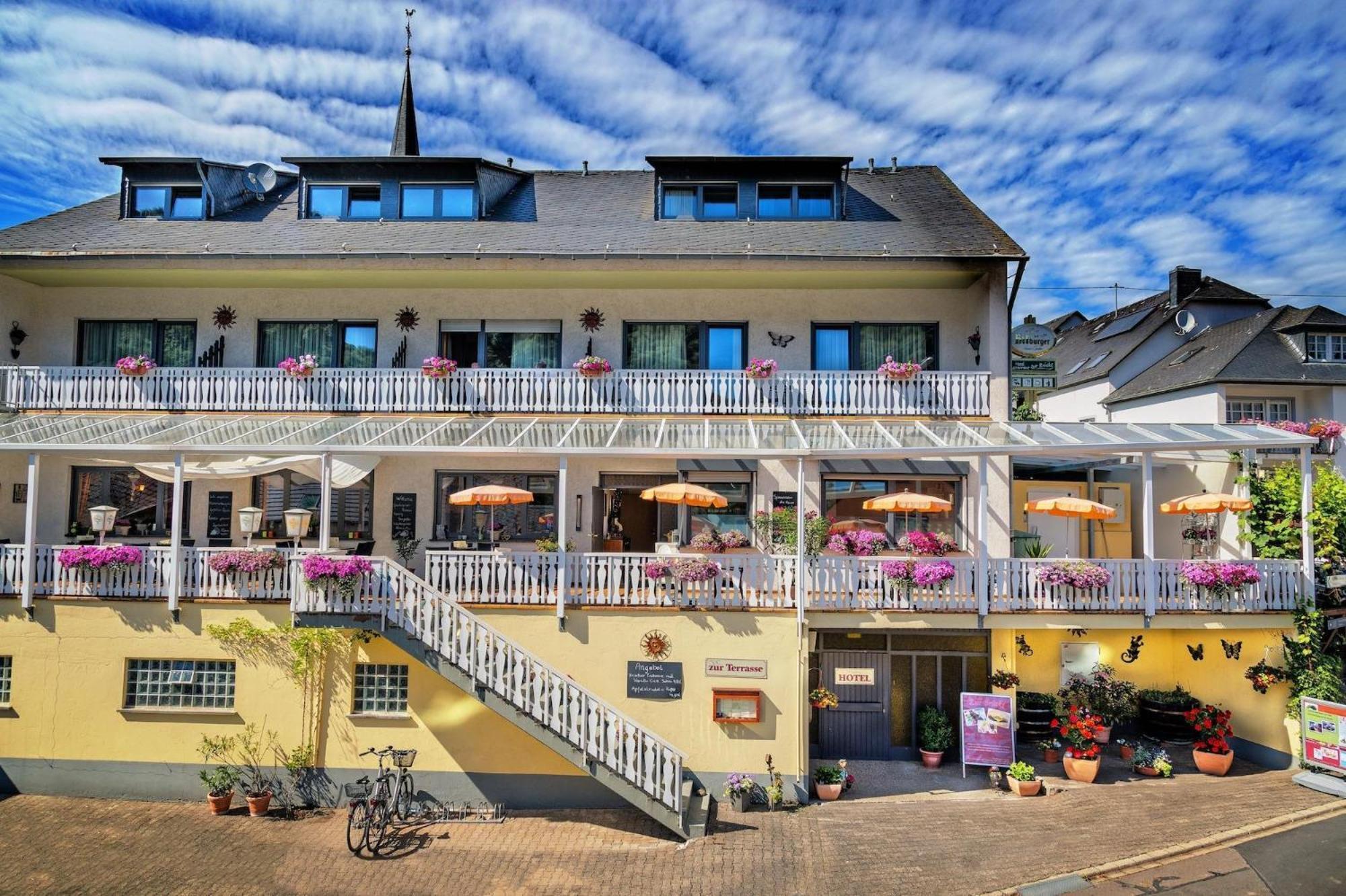 Minheim Hotel Zur Mosel מראה חיצוני תמונה